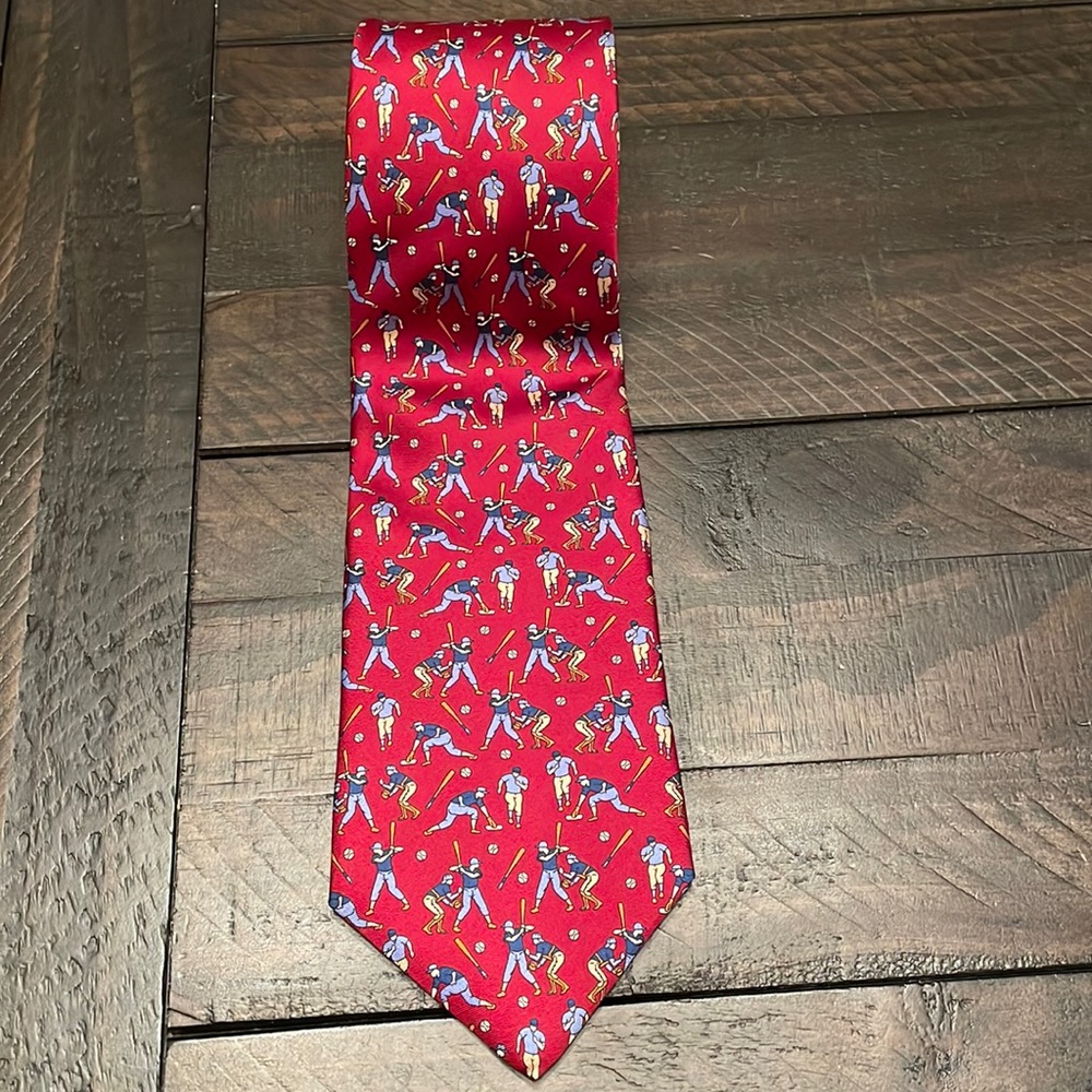 Men’s Firenze silk tie.